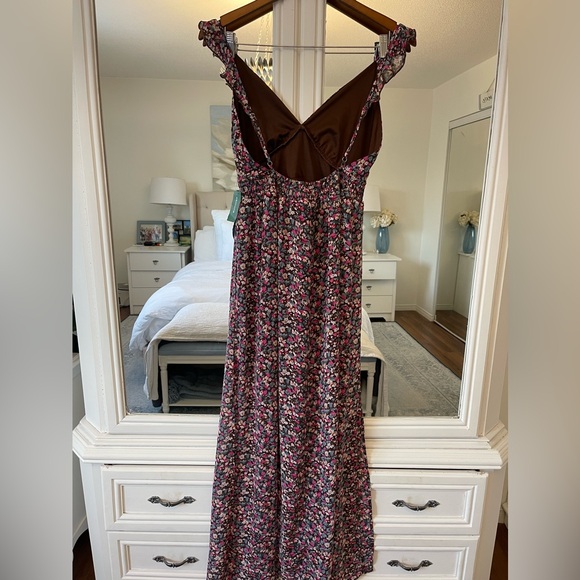 NWT Floral Chiffon Dress from Simons - Size Small/Medium - Picture 13 of 13